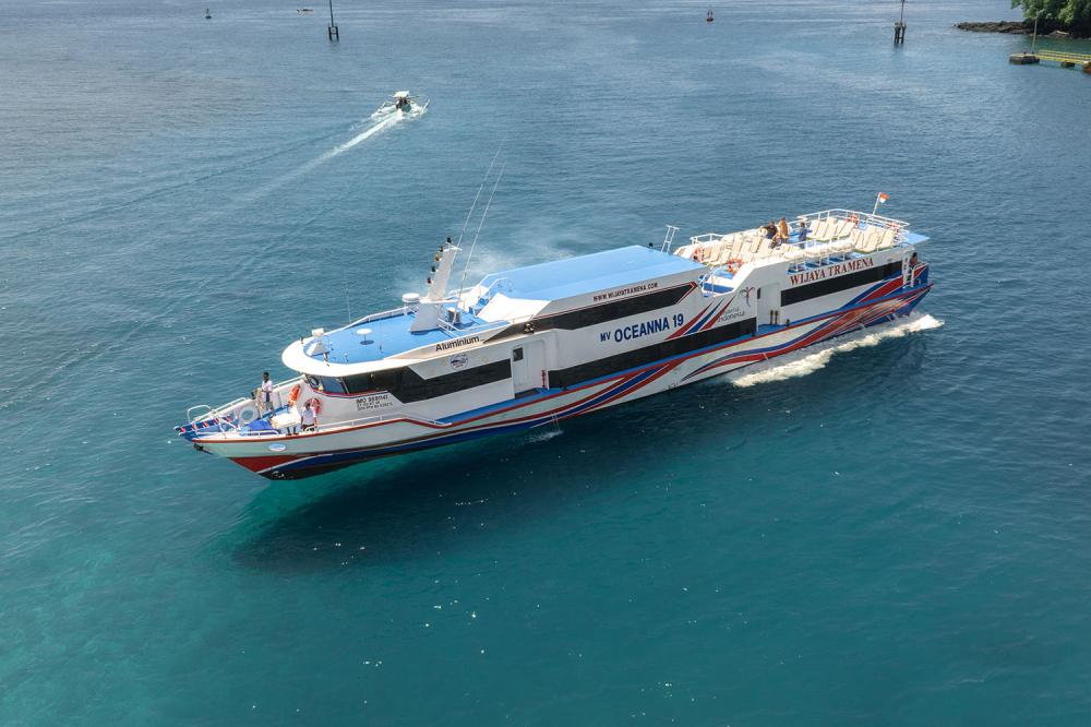 Tramena Wijaya Fast Boat